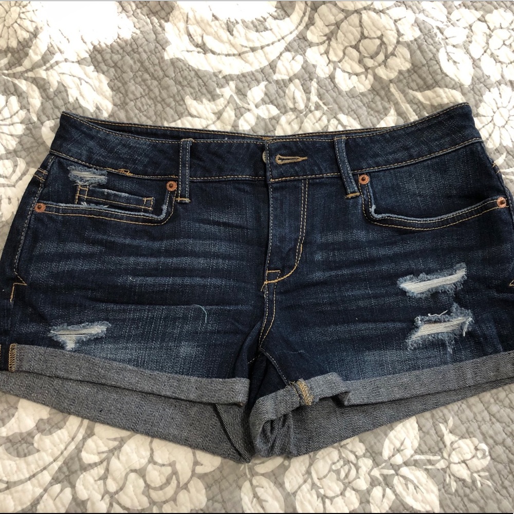 Aeropostale II Cuffed Shorts